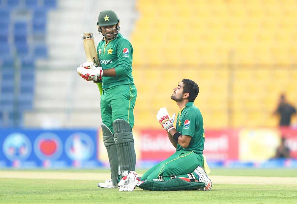 http://www.kaieteurnewsonline.com/images/2016/10/Babar-Azam-performs-the-sajdah-after-scoring.jpg