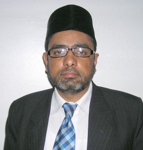 The General Secretary of Ahmadiyya Anjuman, Amir Aziz. 