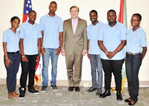  US Ambassador D. Brent Hardt (centre) with the YAP participants.