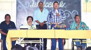 Minister of Indigenous People’s Affairs Sydney Allicock addresses Baramita residents.