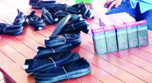 Some of the sneakers and Neutrogena face cream presented to the participants. 