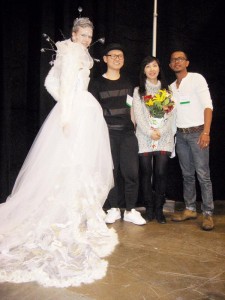 Gomes (right) with his colleagues Shaoquin Guo and Jin Kim pose with their successful entry.