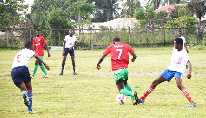 Digicel Schools Football Championship…MHS sting Wisburg to advance ...