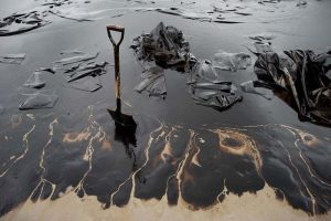 The US is helping emergency response team, CDC, to deal with any likely scenario of an oil spill.