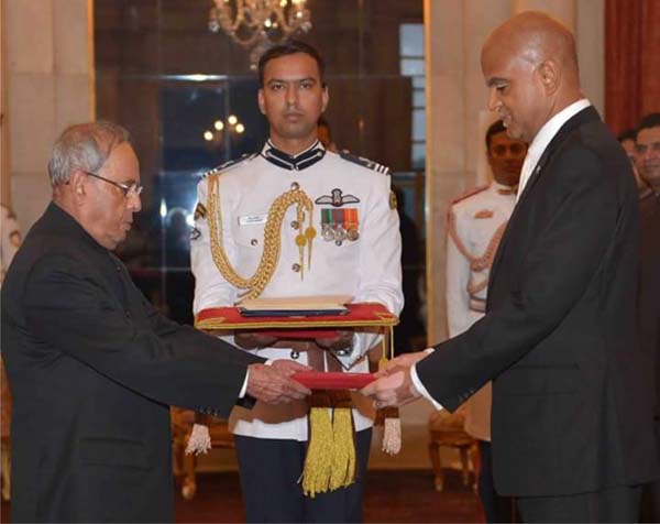 New High Commissioner presents credentials to India’s President ...