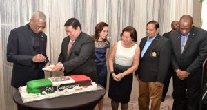 President David Granger cuts the cake with Ambassador Ivan Roberto Sierra-Medel as part of the Independence celebrations. Also in photo are First Lady, Mrs. Sandra Granger; Prime Minister, Moses Nagamootoo; Minister of State, Joseph Harmon, and the Ambassador’s wife, Norma Alizia de la Torre Diaz.