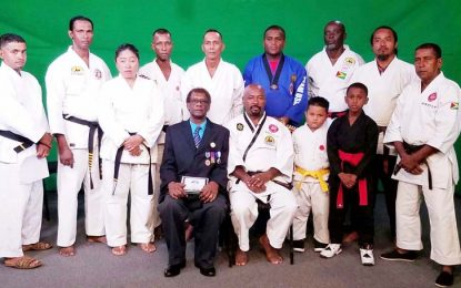 Grandmaster Stephen Monasingh honoured by Maximum Sports