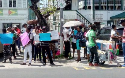 Sophia residents return to protest CH&PA’s actions