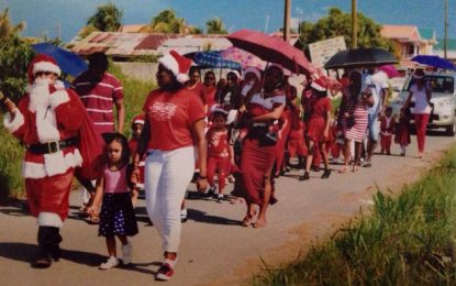 Sherjoy hosts Santa Parade in Diamond