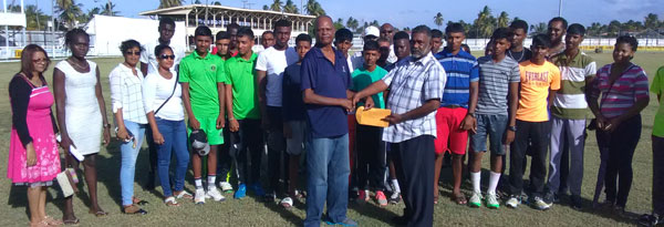 https://www.kaieteurnewsonline.com/images/2018/03/President-of-the-Albion-Cricket-Club-Pastor-Kandan-hands-over-1.jpg