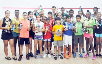 Woodpecker Products Junior National Squash Championships…Wiltshire (Male), Cadogan (female) win most outstanding player awards