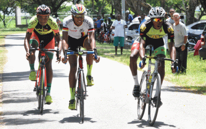 Dey cops main event at Ansa Mc Al icool and Lucozade cycle meet