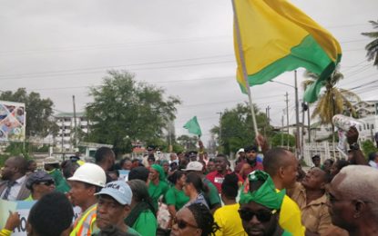 ‘NO REGISTRATION, NO ELECTION’ – APNU+AFC pickets GECOM  …but PPP insists on elections by March