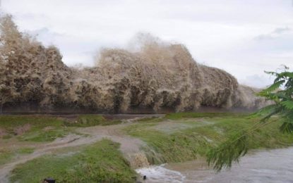 High tides flood several West Dem villages