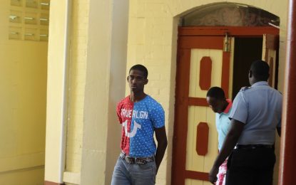 Teens remanded on stolen cell phone charges