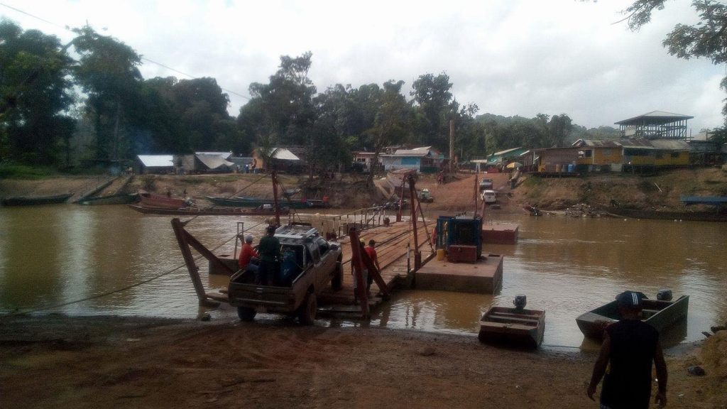 Night entertainment at Puruni Landing continues despite curfew ...