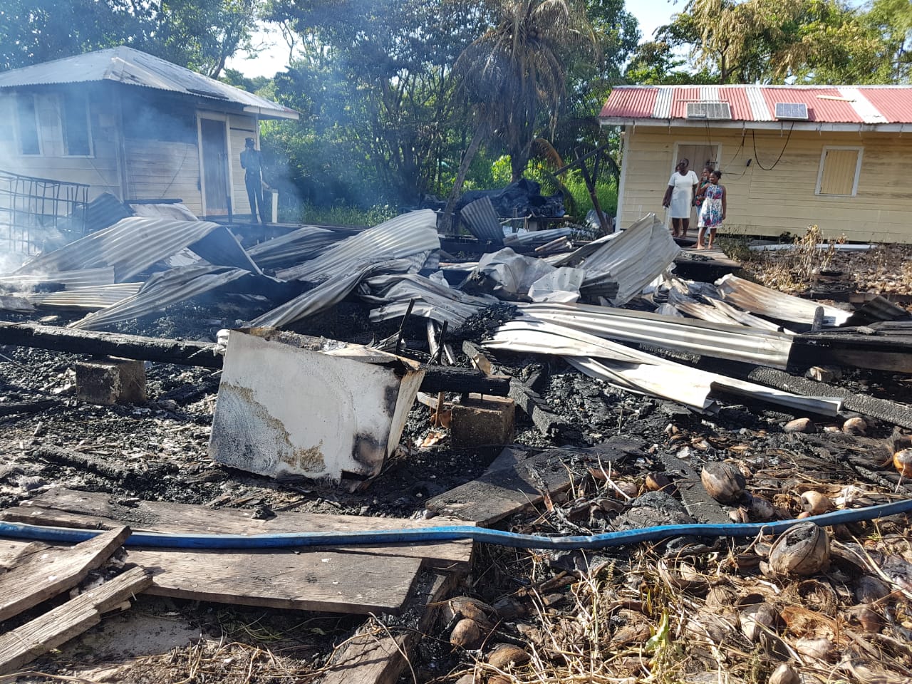 Suspected arson attack leaves Pomeroon couple homeless - Kaieteur News