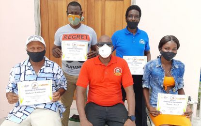 Referee, Judges receive certificates for seminar participation