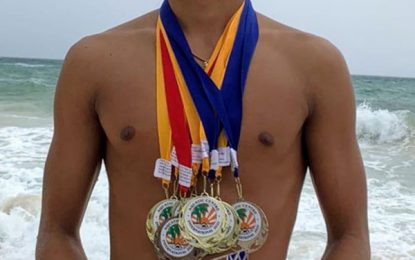 29th Annual Aquatic Centre International Invitational in Bdos… Guyanas Woodroffe is Champion Boy in 13-14 category