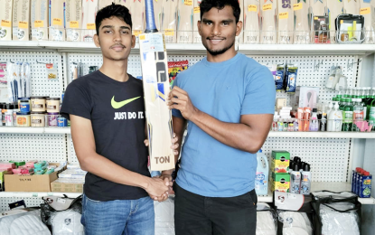 CEG donates cricket bat & Cricket uniform to Beharry