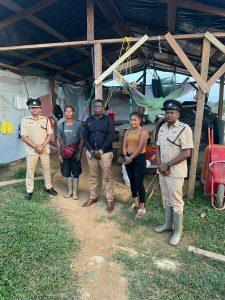 Commander of Region One, Senior Superintendent Himnauth Sawh (left) alongside Henry’s family and other officers of the Police Divisional in that region.