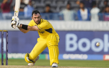 Batsmen shine as Australia edge Pakistan in World Cup warm-up