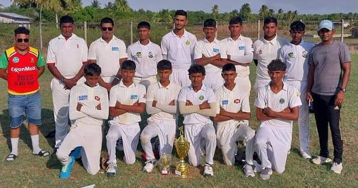 The Winning Albion Under17 Cricket team.