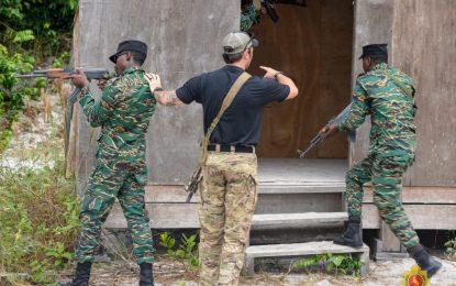 U.S. army officials arrive in Guyana as Venezuela prepares for December 3 referendum