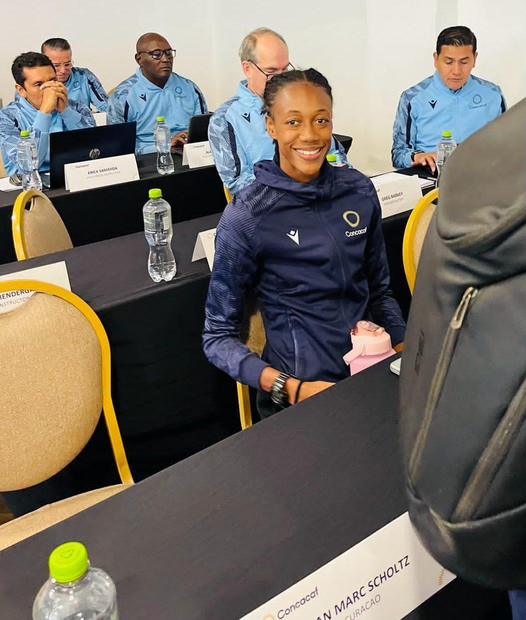 Kenisha Prescott during a classroom session in Mexico.