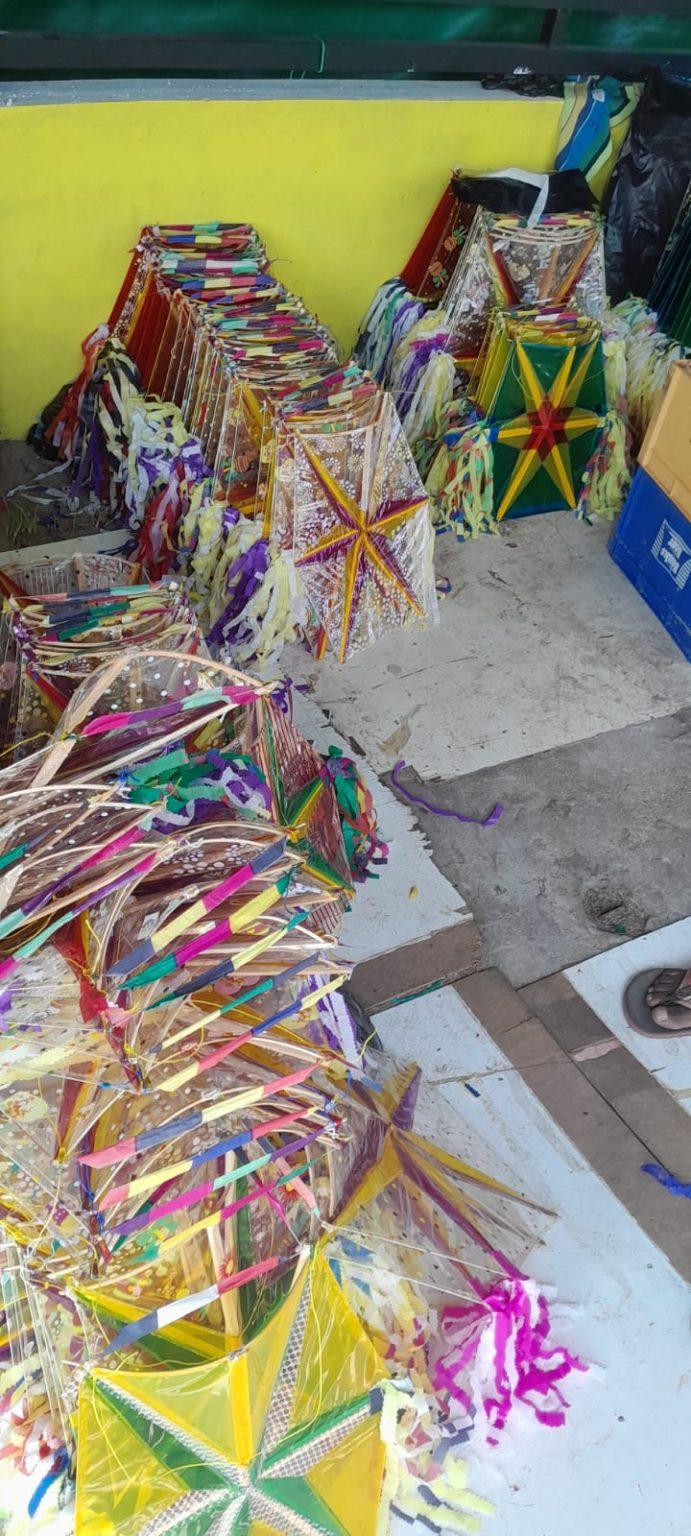 Buxtonian Marvin Colt keeps the Guyanese tradition of kite making alive ...