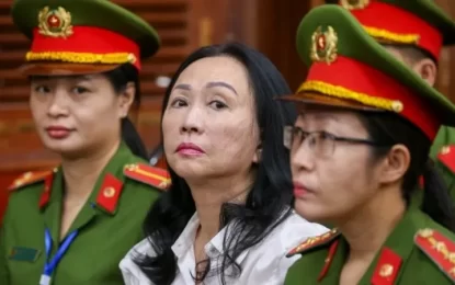 Truong My Lan: Vietnamese billionaire sentenced to death for $44bn fraud