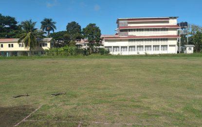 Ramchand’s Auto/Nexgen Golf Academy Donates Golf Equipment to Queen’s College 