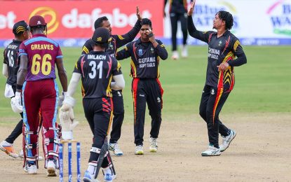 Arch rivals Harpy Eagles, Red Force square off with eye on weather 