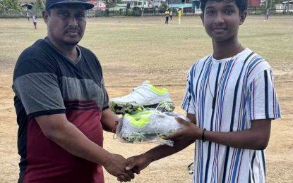 Thirteen-year-old benefits from Project “Cricket Gear for young and promising cricketers in Guyana”