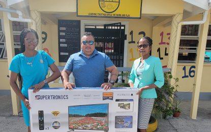 FL Sport extends support to Polly’s Nursery School in North Ruimveldt