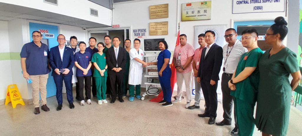 Chinese Medical Brigade, CNNOC donate 4K Fluorescence Laparoscopy Surgical System to GPHC