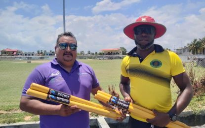 FL Sport donates stumps to Meten-Meer-Zorg Cricket Club