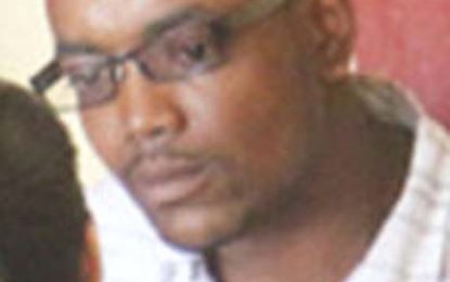 Cocaine Mule recruiters remanded to prison