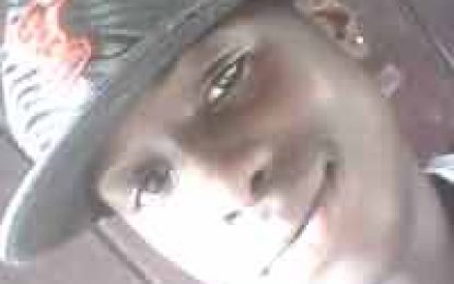 Boy, 15, shot in face during mechanic shop robbery