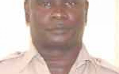 Traffic Chief to clear the roads of bus-driving cops