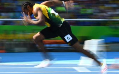 Bolt, Blake and Ashmead advance to 200m semis