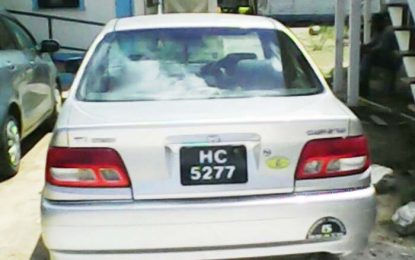 Car abandoned, drugs found following police roadblock