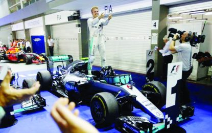 Rosberg back on top after Singapore thriller