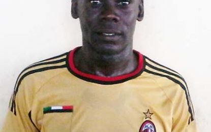 STAG / WDFA Senior League …Uitvlugt Warriors win battle of the titans against Den Amstel