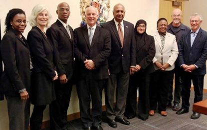 Top justice officials experience workings of Canadian courts