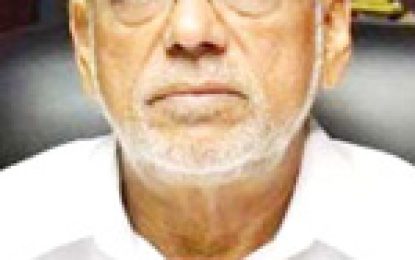 Ramotar blames Govt. for atrocious conditions at Skeldon Sugar Estate