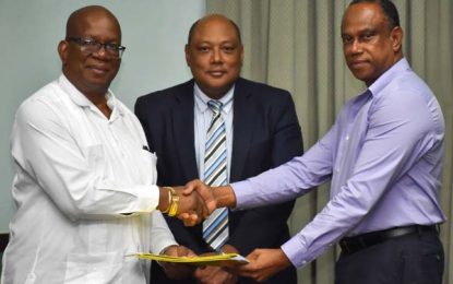 Govt renews agreements for fuel, other concessions for miners