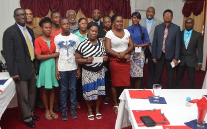 Relatives of slain cops receive cash assistance from GPF