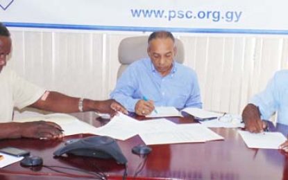 Trade unions and private sector still seek meeting on budget