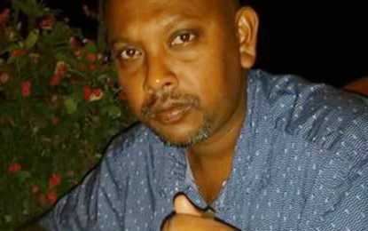 Phone card vendor shot dead in Adventure shop